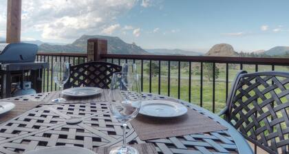 Coyote Ridge - Gorgeous Mountain Views - Walk to Marys Lake - EV #6106