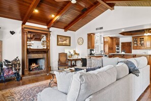 TV, fireplace, offices