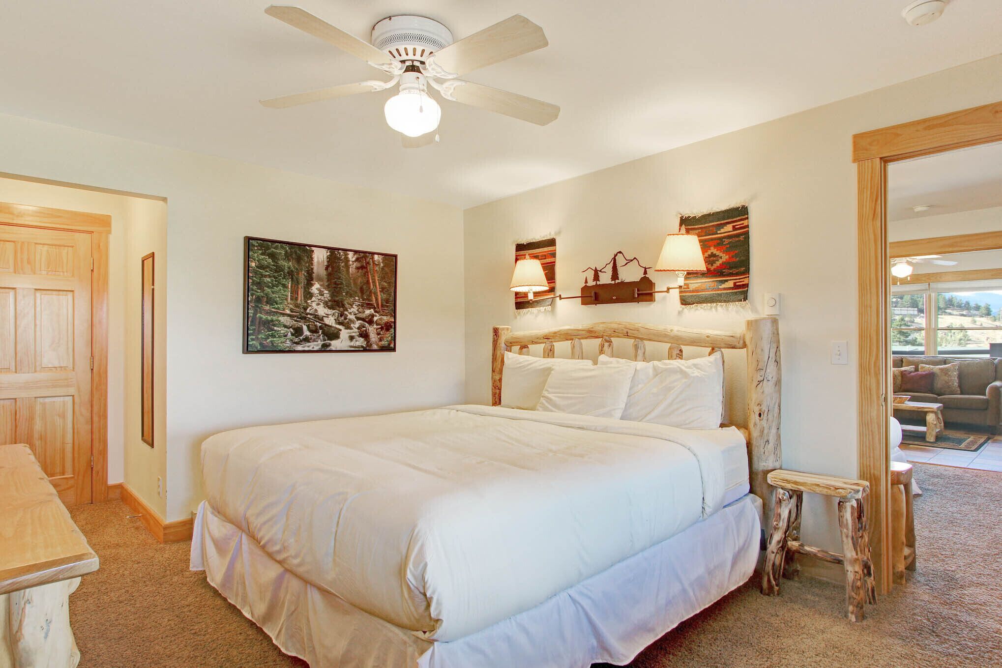 2 soverom, strykejern/-brett, wi-fi (inkludert) og sengetøy