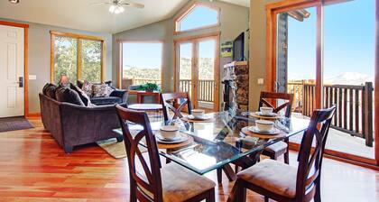 Mount Cairns 16A - 2 Br Condo with Private Hot Tub - Lake and Mountain Views