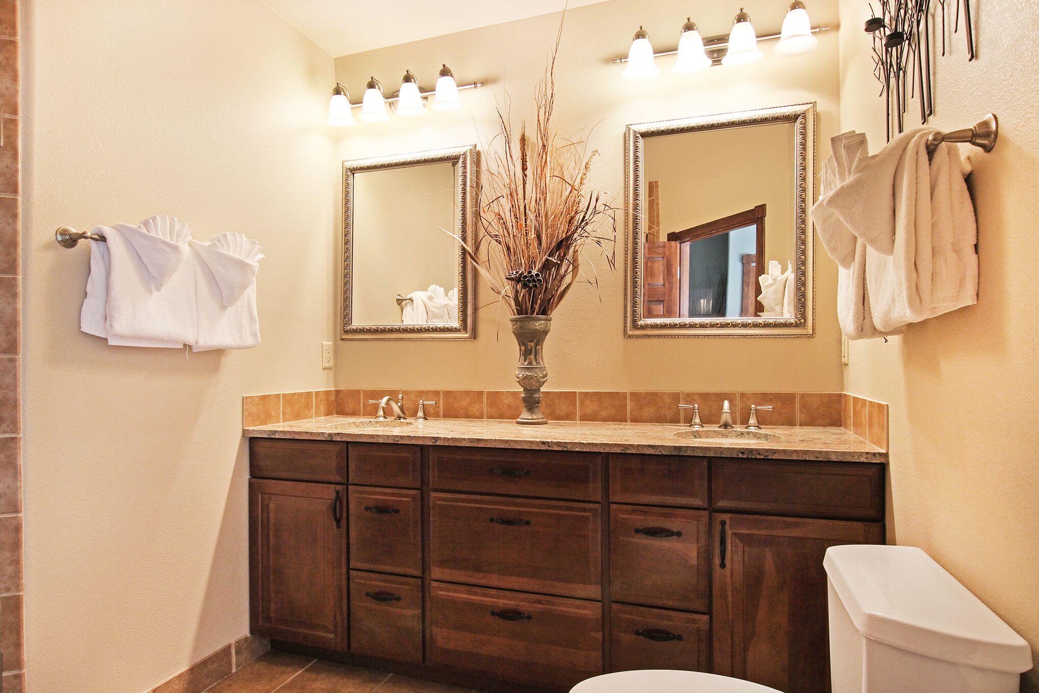 Private master bath with two sinks!