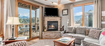 Mount Cirrus 10B - 2 Br Condo with Private Hot Tub - Mountain Views
