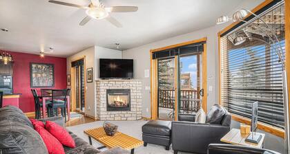Nakai Peak 41B - 2 Br Condo - Private Hot Tub - Lake and Mountain Views