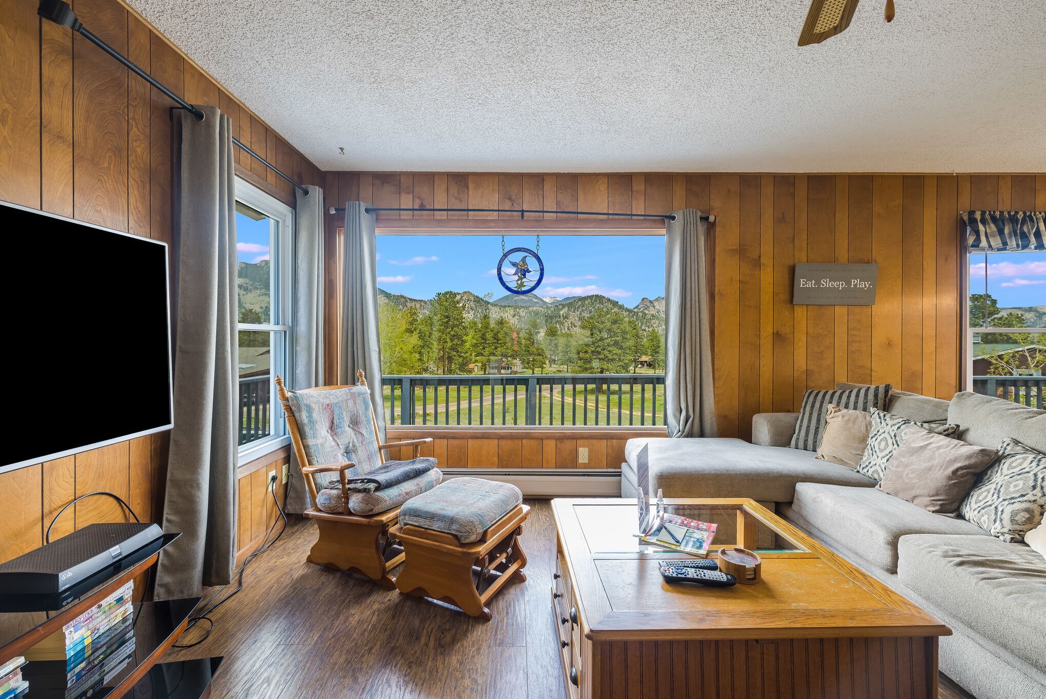 Grandma's Mountain Getaway - Charming Cabin Close to RMNP -- 20-NCD3183