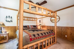 5 bedrooms, iron/ironing board, travel cot, free WiFi