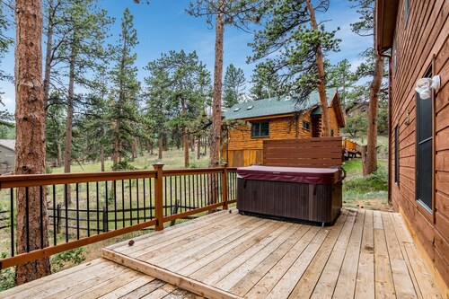 Heavenly Pines - Gorgeous Vacation Home - Private Hot Tub - 20-NCD0035