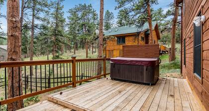 Heavenly Pines - Gorgeous Vacation Home - Private Hot Tub - 20-NCD0035