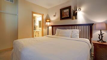 1 chambre, fer et planche à repasser, lit parapluie, Wi-Fi gratuit