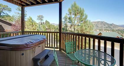 Mount Meeker 26B - Cozy Condo with Private Hot Tub - Mountain and Lake Views
