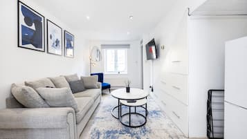 Apartment | Living area