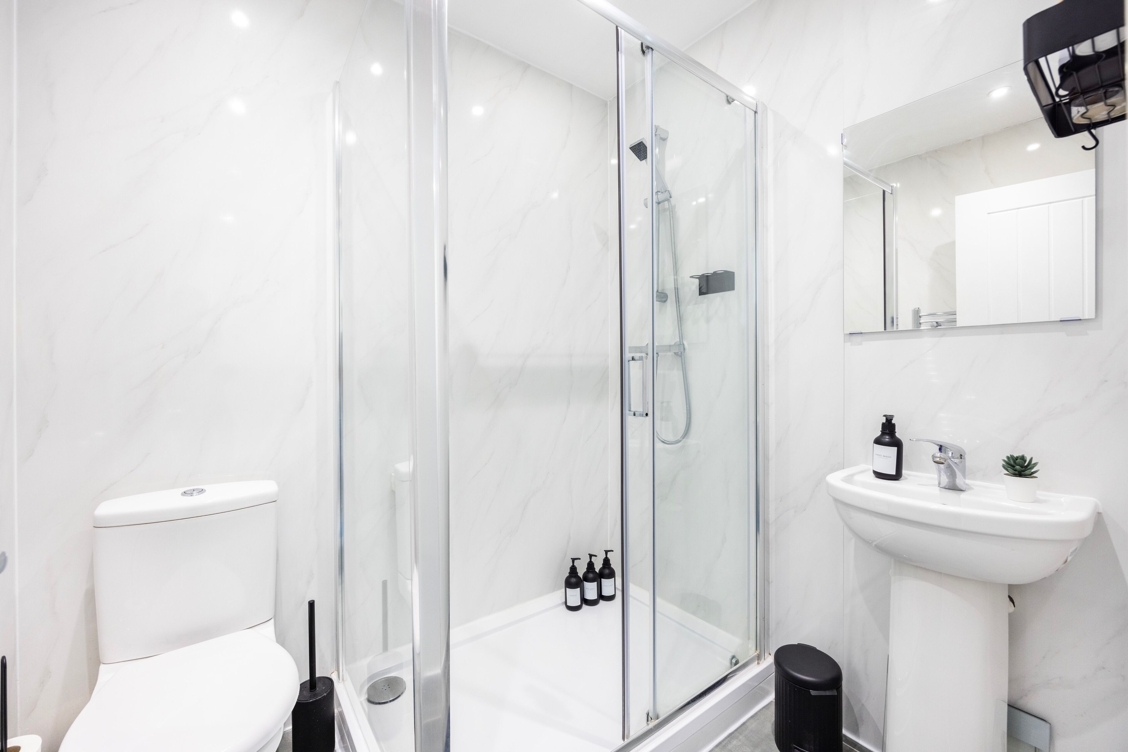 Apartment | Bathroom