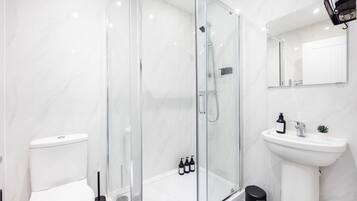 Apartment | Bathroom