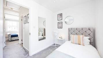 Apartemen | 2 kamar tidur, setrika/meja setrika, Wi-Fi gratis, dan seprai linen