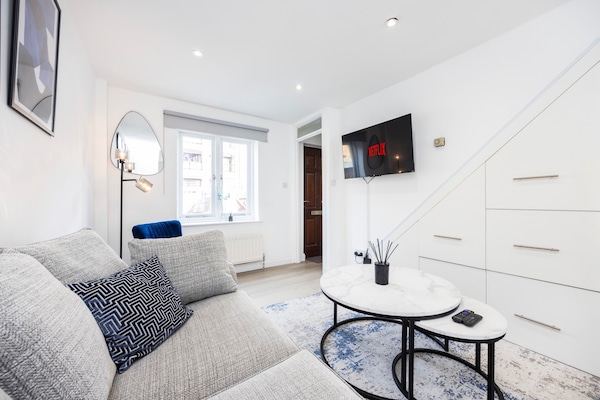 Apartment | Living area