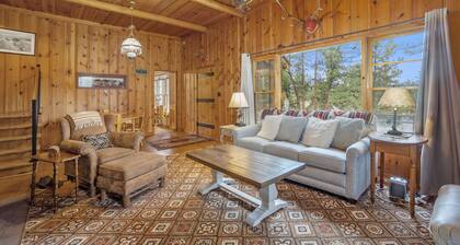 Hidden Pines - Family Log Home near downtown Estes Park - EV #3034