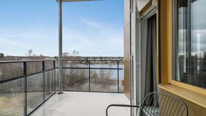Blendingsgardiner, strykejern/-brett, wi-fi (inkludert) og sengetøy