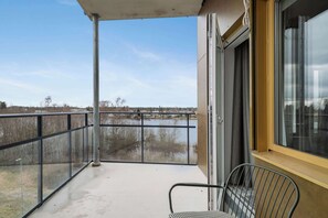 Blackout curtains, iron/ironing board, free WiFi, bed sheets