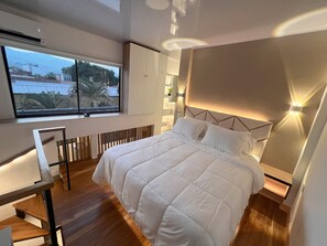 1 bedroom, desk, free WiFi, bed sheets