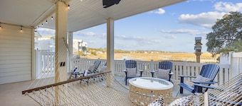 Sleep 16, Waterfront, Newly Remodeled, Pool, Ping Pong