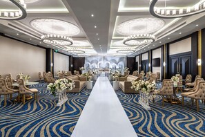 Indoor wedding - Best Western Plus Tabuk City Center (Tabuk)