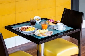 Daily buffet breakfast (EUR 9.50 per person)