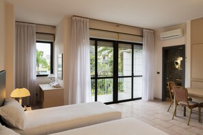 In-room safe, blackout curtains, free WiFi - B&B Hotel Bari Rondò (Bari)