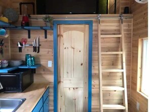 Fridge, microwave, coffee/tea maker, toaster - A Real Tiny Home Experience + A True Tiny Home Experience (Houston)