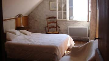 3 chambres, lit parapluie