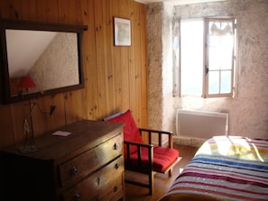 3 bedrooms, travel cot - Chalet de Caractère, balcon sur les Pyrénées, à 5 min de la station Saint Lary (Saint-Lary-Soulan)