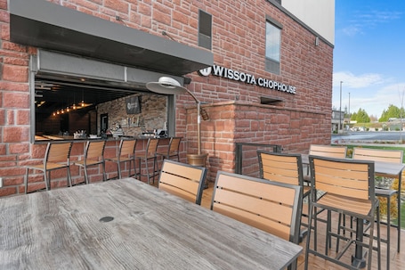 Terraza o patio. Cobblestone Hotel & Suites - Lynden