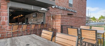 Cobblestone Hotel & Suites - Lynden