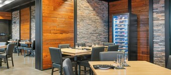 Cobblestone Hotel & Suites - Lynden