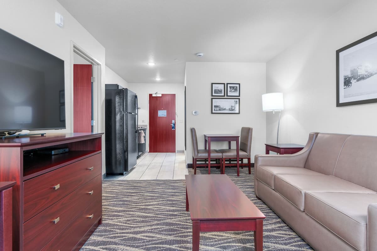 Suite, 1 King Bed with Sofa bed, Non Smoking (Extended Stay)