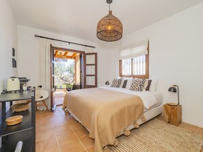 3 chambres, fer et planche Ă repasser, Wi-Fi gratuit, draps fournis