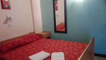 Habitación básica doble | Wifi gratis