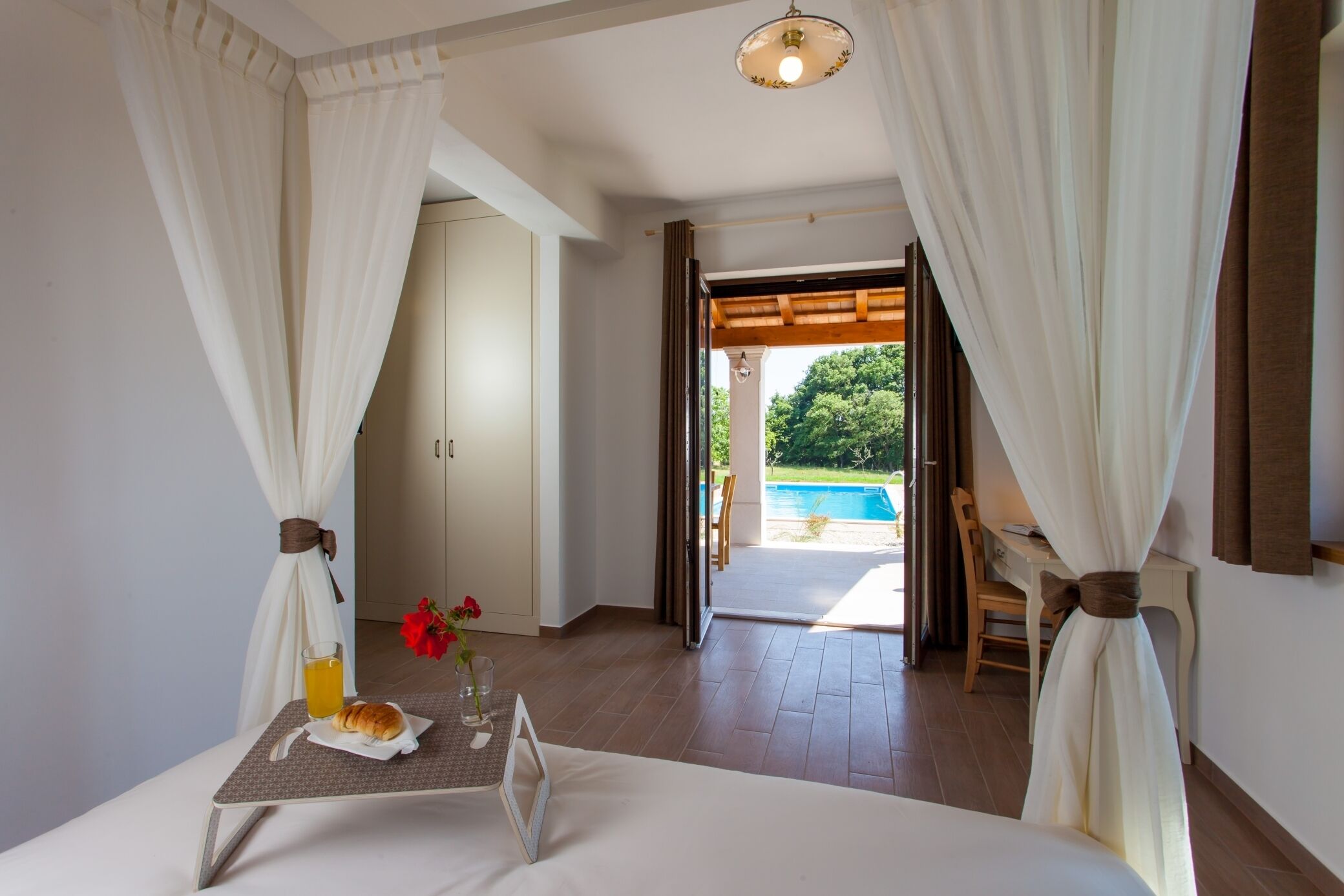 3 bedrooms, internet