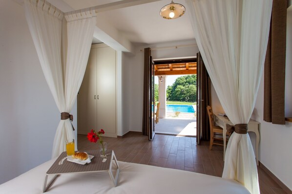 3 bedrooms, internet