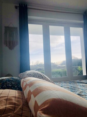 3 bedrooms, iron/ironing board, WiFi, bed sheets - Jolie Maison Familiale sur la ria à Saint-cado (Belz)