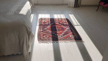 3 chambres, bureau, fer et planche à repasser, Wi-Fi gratuit