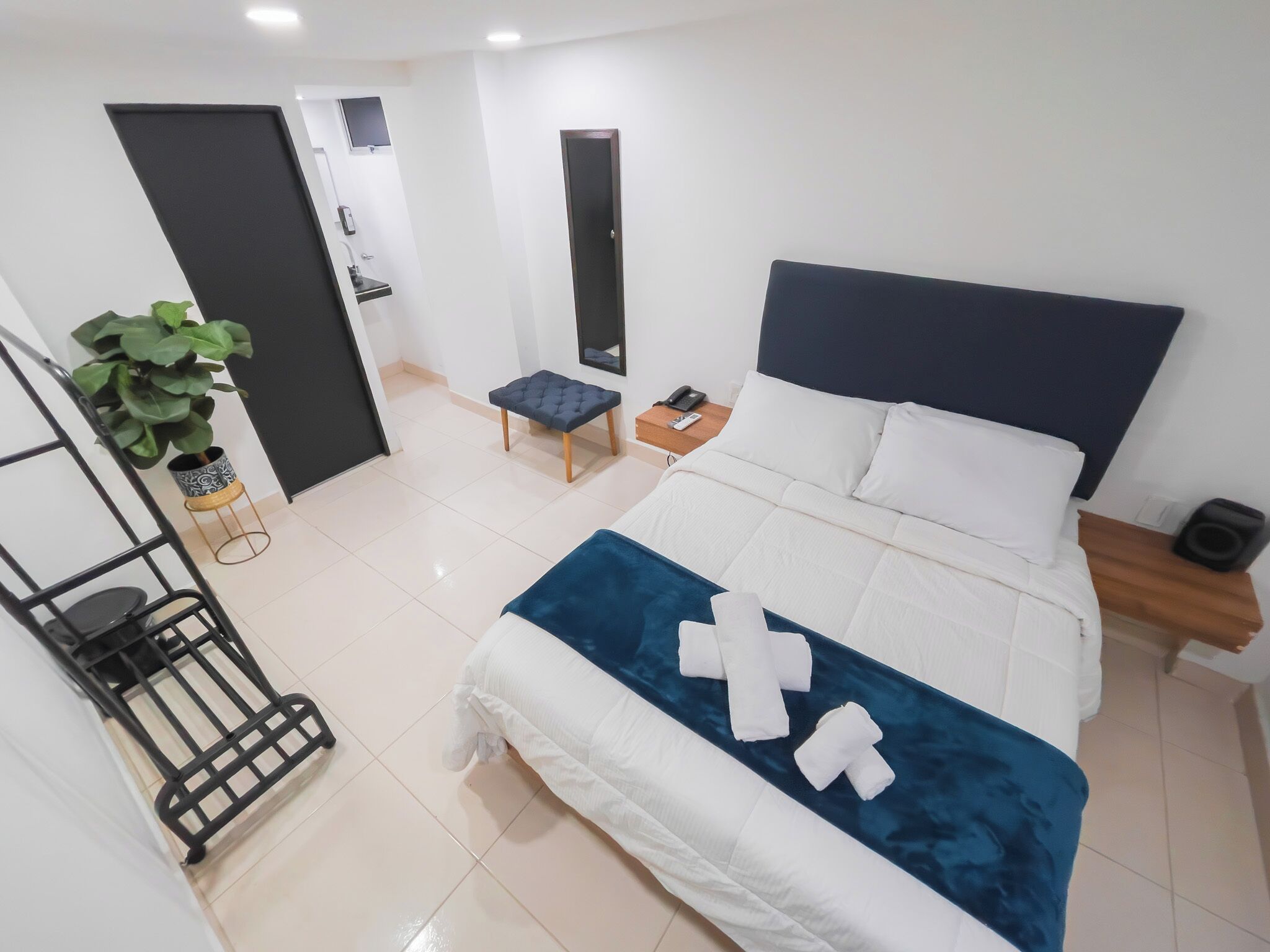 Standard Room, 1 Bedroom | Egyptian cotton sheets, premium bedding, down duvets