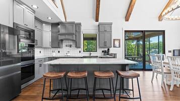 House (1 Bedroom) | Interior