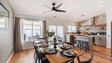 Hus (4 Bedrooms) | Innvendig