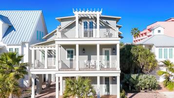 Huis (5 Bedrooms) | Exterieur