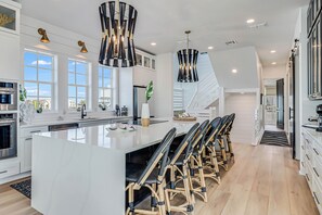 Interior - Dock Holiday 212 COA (Port Aransas)