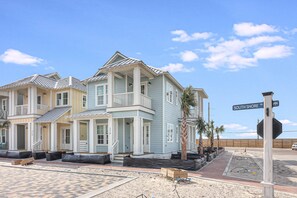 House (4 Bedrooms) | Front of property - The Gathering Place 320 SOU (Port Aransas)