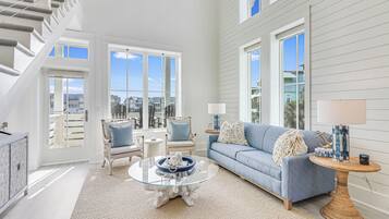 Apartment (4 Bedrooms) | Front of property