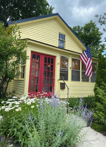 Entire home in Dalton, Massachusetts, United States