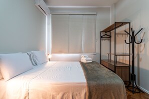 2 bedrooms, iron/ironing board, travel crib, free WiFi