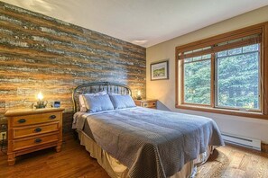 4 bedrooms, iron/ironing board, WiFi, bed sheets - LE MAÎTRE | Cozy bungalow type townhouse on ClubLink Le Maître golf course
 (Mont-Tremblant)