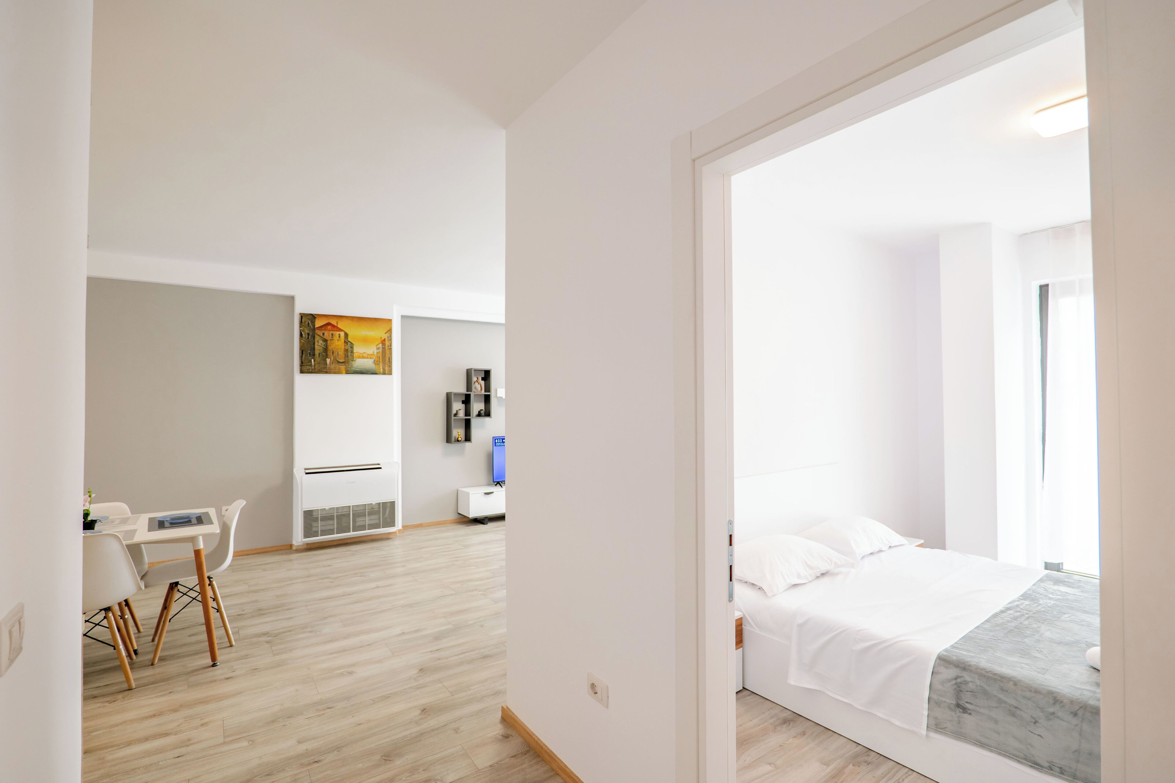 Apartment, 3 Bedrooms | Desk, soundproofing, free WiFi, bed sheets